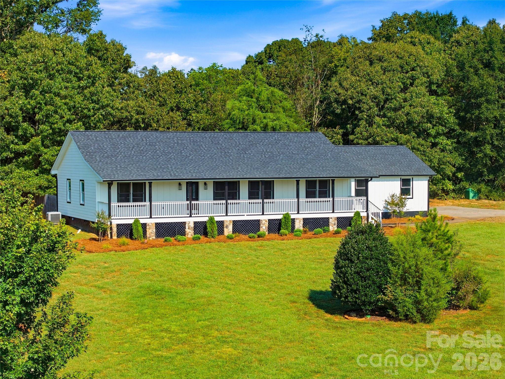 170 Countrytyme LN, Iron Station, NC 28080