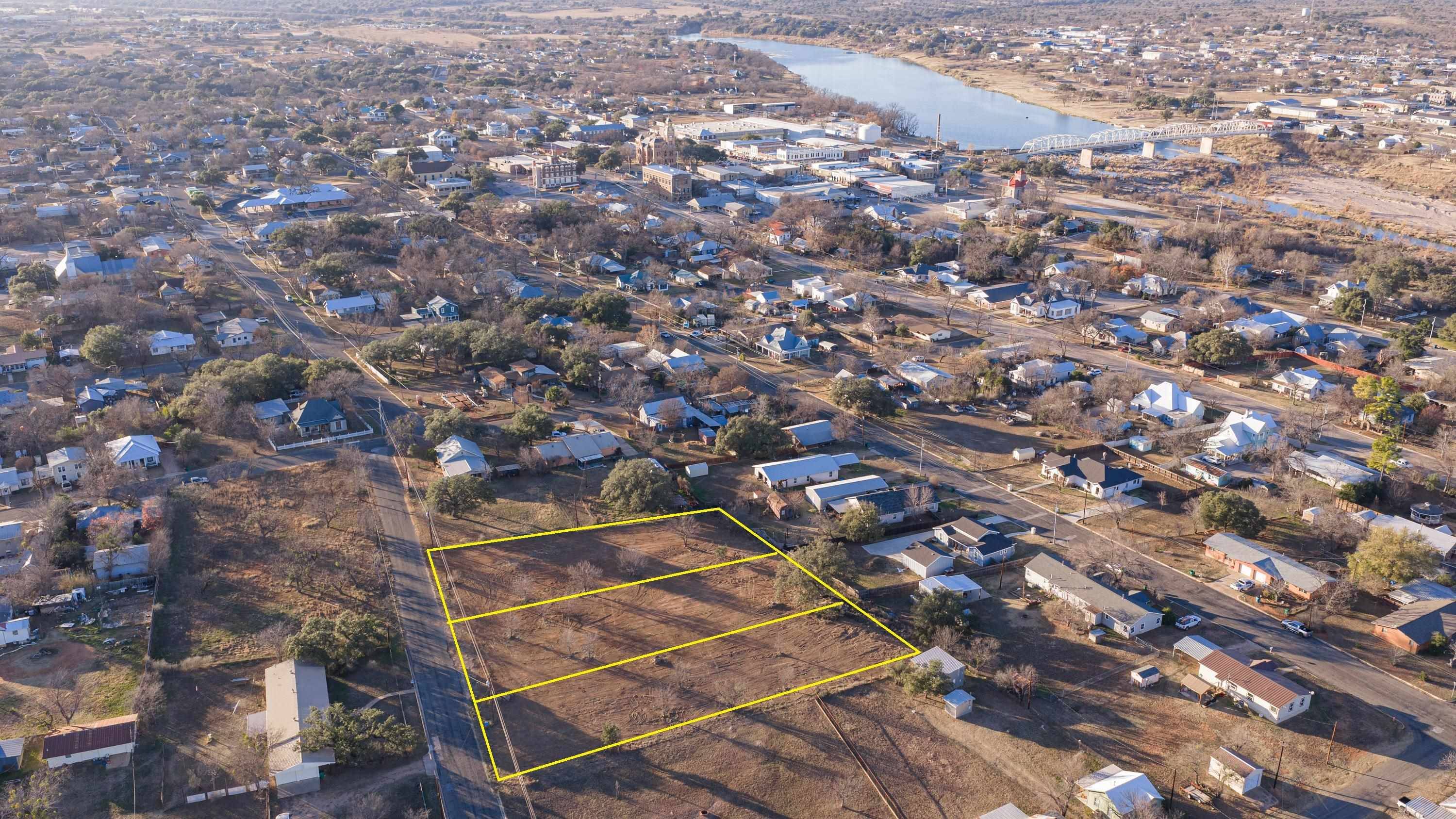 TBD E Wallace ST, Llano, TX 78643-0000