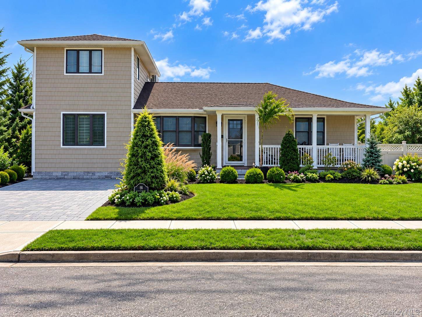 58 Garfield PL, Massapequa, NY 11758