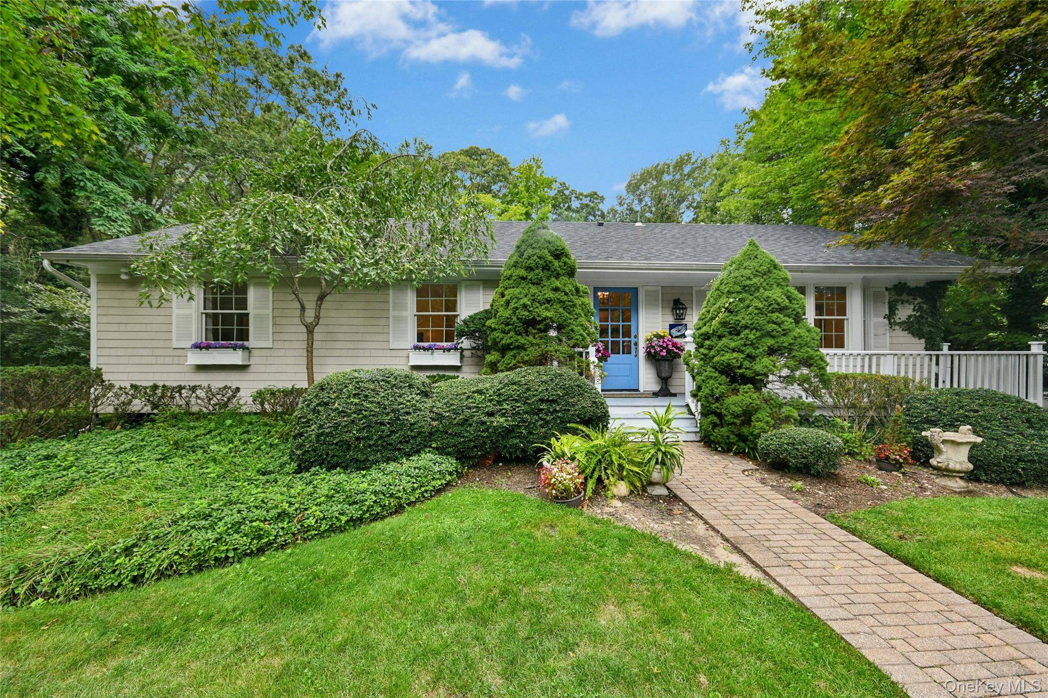 111 Red Oak CT, Port Jefferson, NY 11777