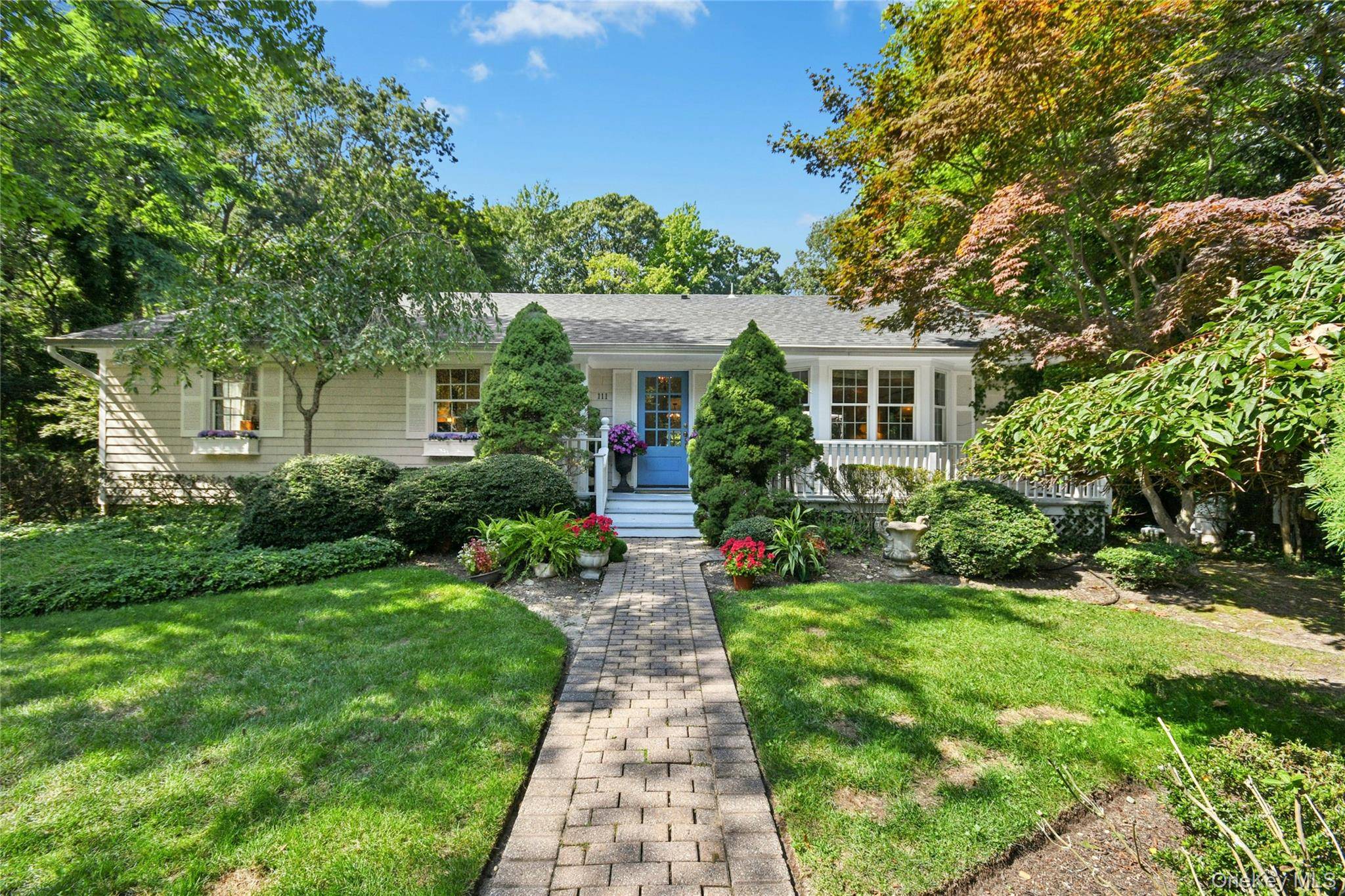 111 Red Oak CT, Port Jefferson, NY 11777