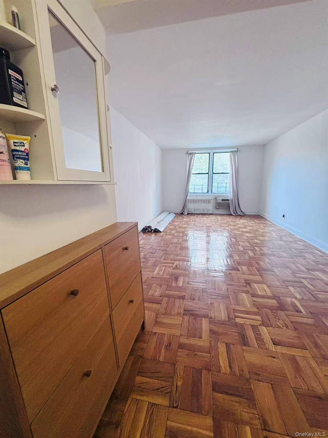 137-40 45TH AVE #1F, Flushing, NY 11355