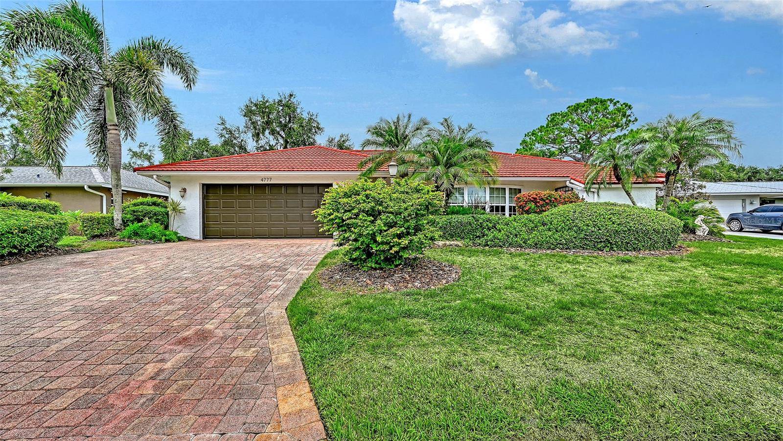 4777 OVERBURY PL, Sarasota, FL 34241