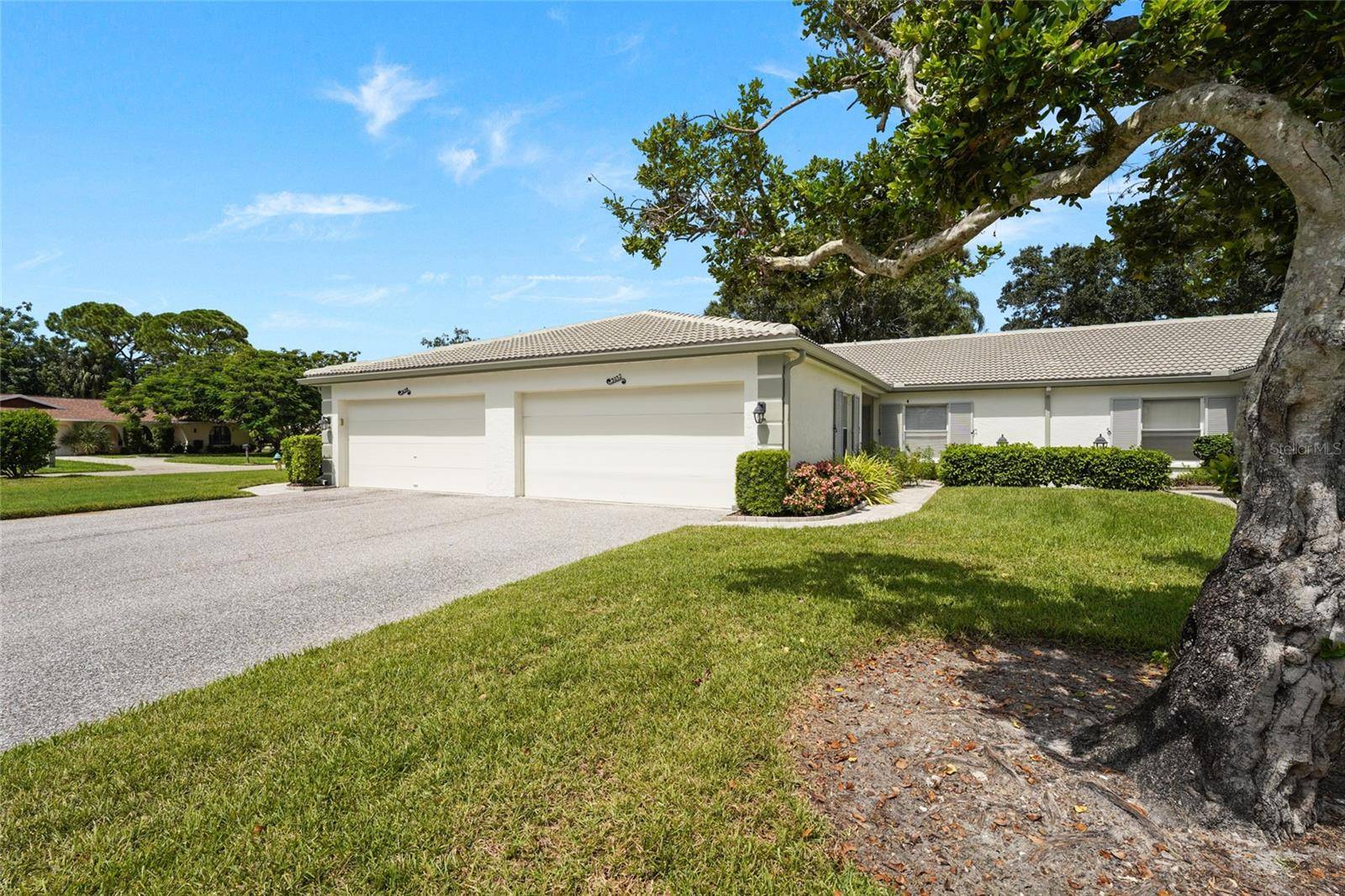 3032 RINGWOOD MEADOW #17, Sarasota, FL 34235