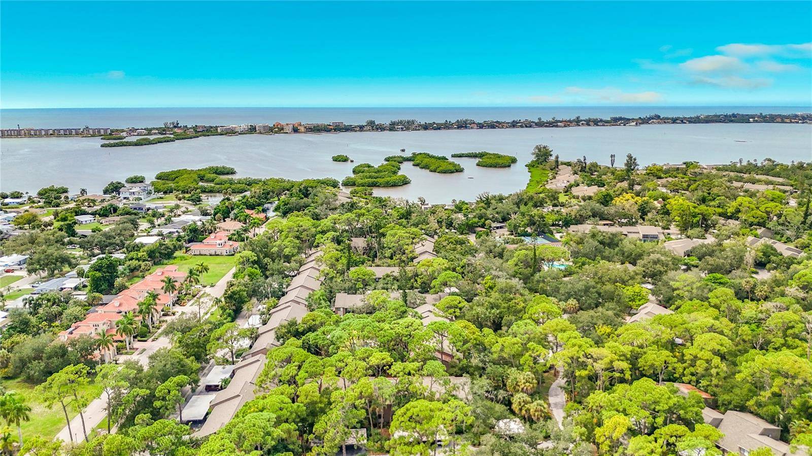 1711 PELICAN COVE RD #GL342, Sarasota, FL 34231