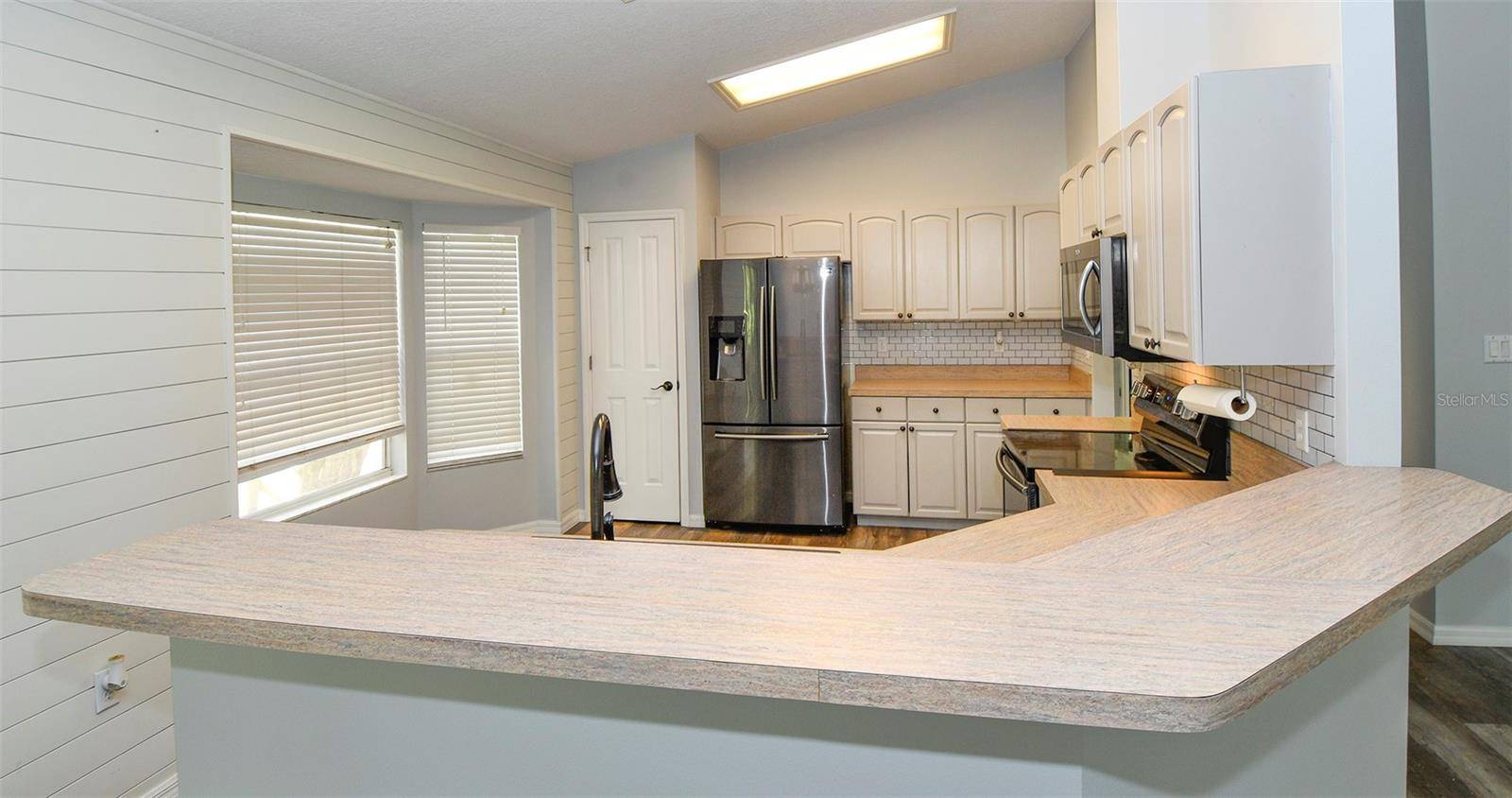 12525 PINE GLEN DR, Leesburg, FL 34788