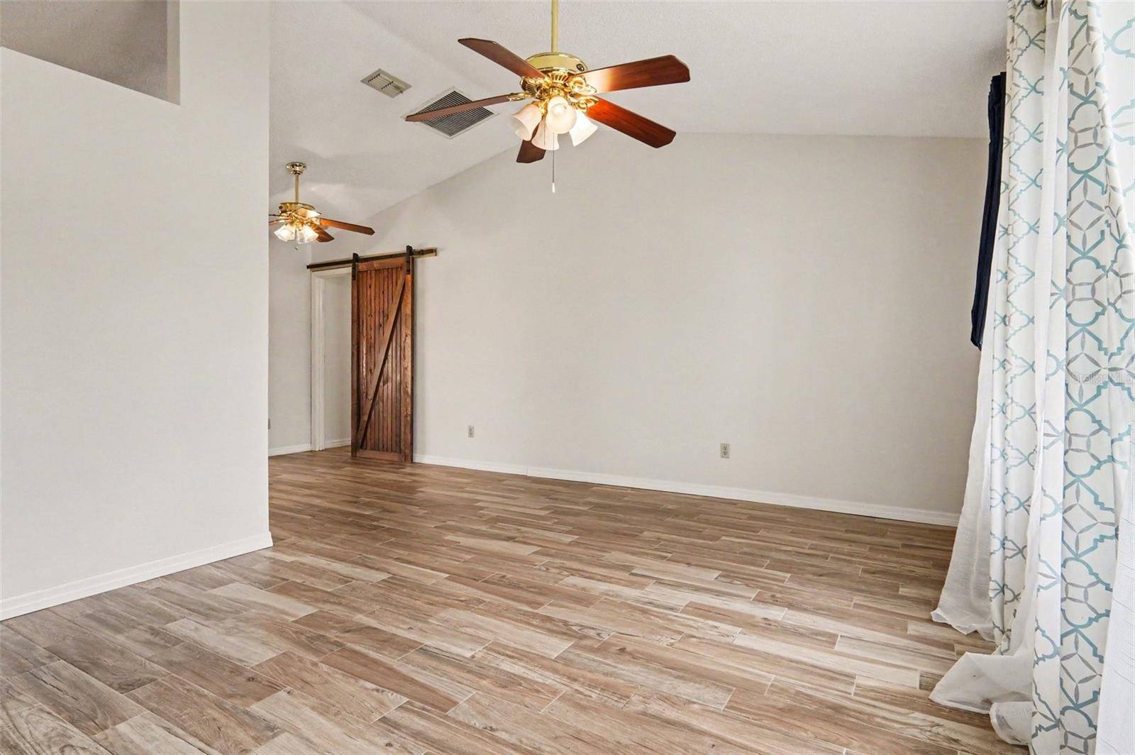 8625 REDSKIN CT, Orlando, FL 32829