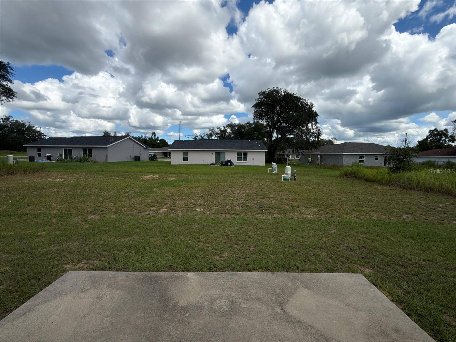 3 MALAUKA COURSE TER, Ocklawaha, FL 32179