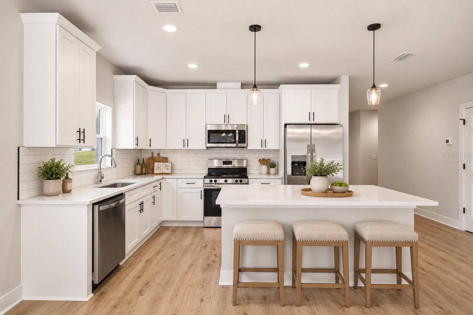 13014 DOWNY WOODPECKER RD, Weeki Wachee, FL 34614