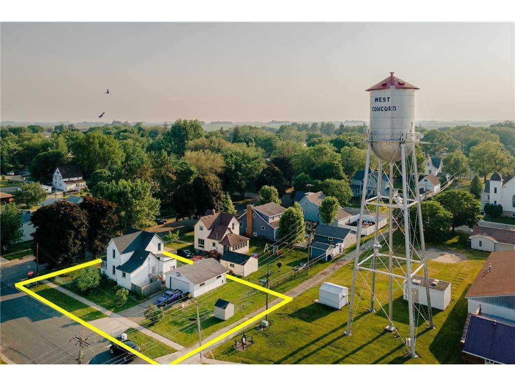 300 Irvin ST, West Concord, MN 55985