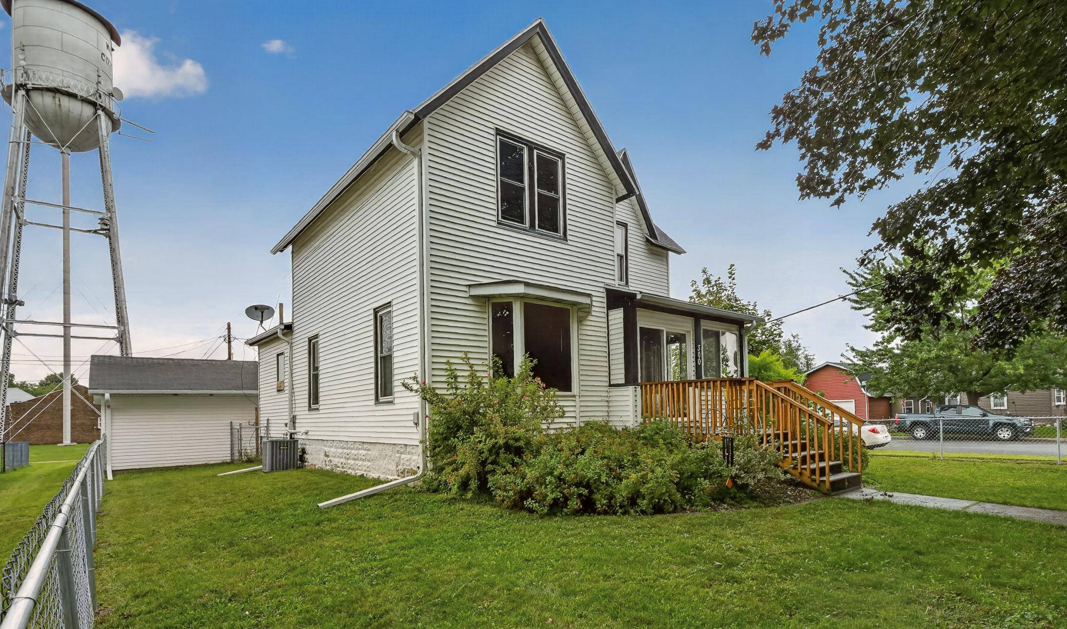 300 Irvin ST, West Concord, MN 55985