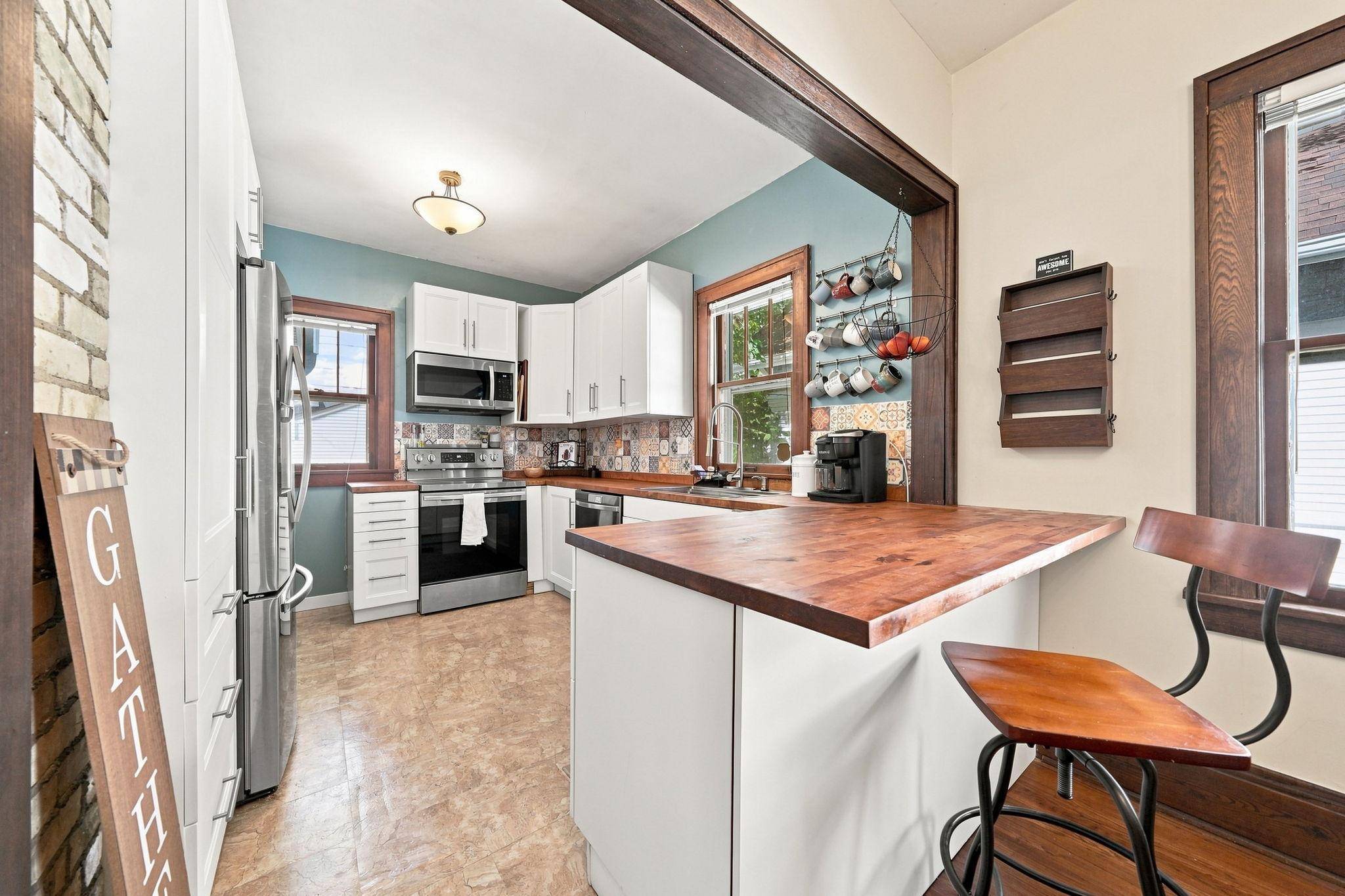 1291 Sherburne AVE, Saint Paul, MN 55104