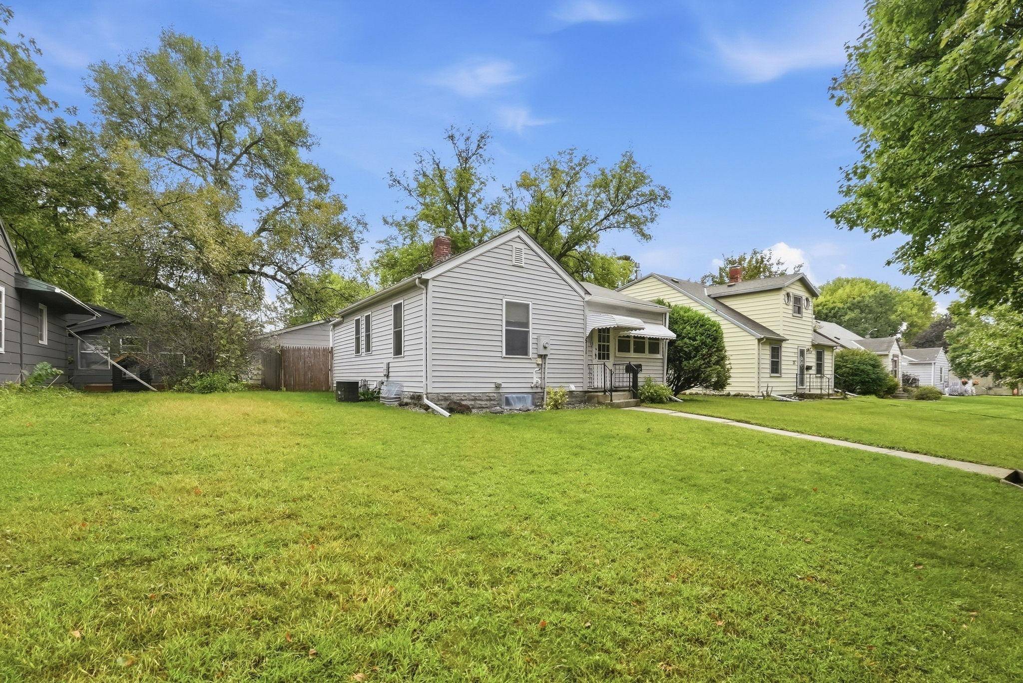 511 14th ST SW, Willmar, MN 56201