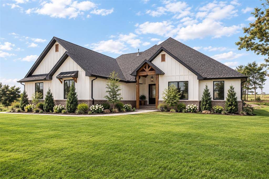 10849 Turkey Trot TRL, Guthrie, OK 73044