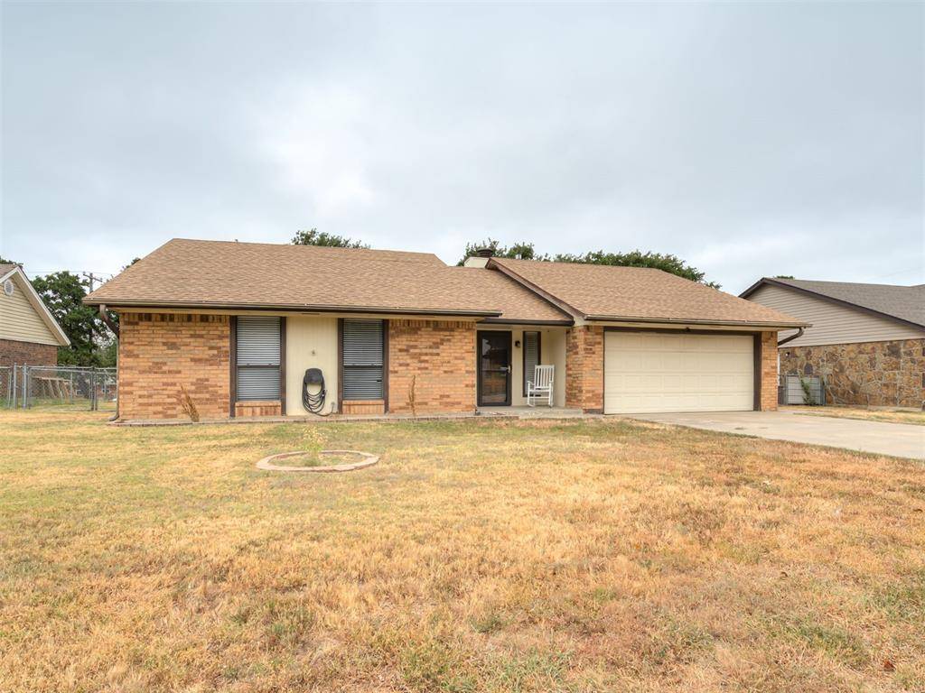 955 Buckwood DR, Choctaw, OK 73020