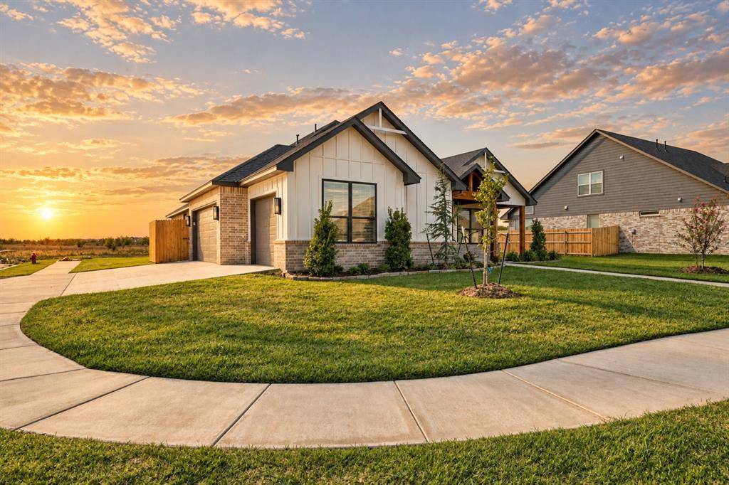 6700 NW 143rd CIR, Oklahoma City, OK 73142