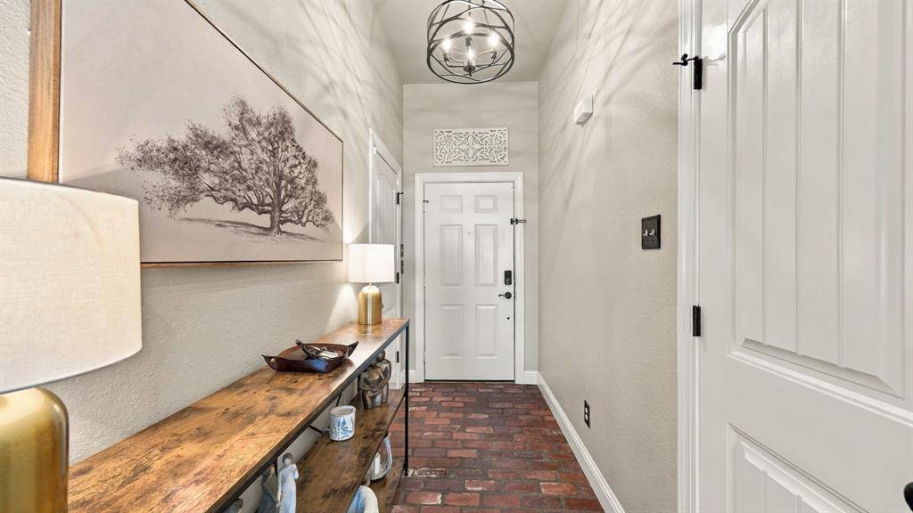 508 E Oak Street, Aledo, TX 76008