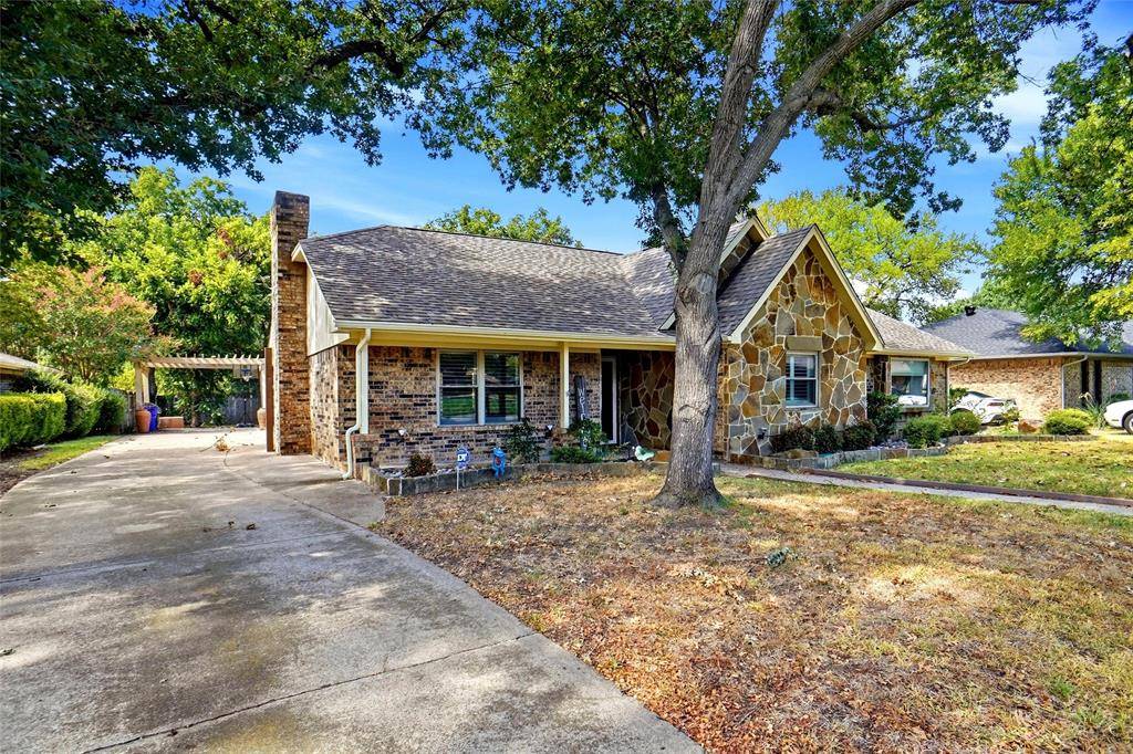 1319 Chestnut Road, Mansfield, TX 76063