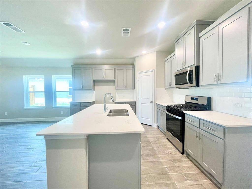 809 Tartane Drive, Anna, TX 75409
