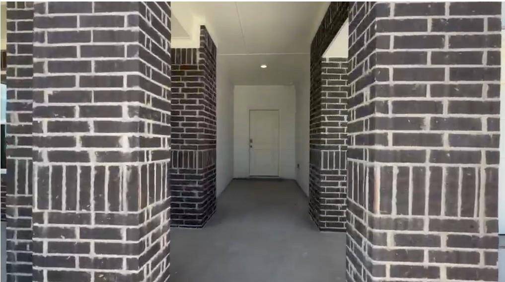 16625 LAGUNA VISTA Street, Fort Worth, TX 76247