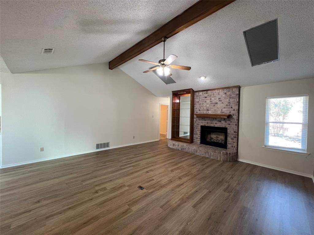 7808 Mallard Lane, Watauga, TX 76148