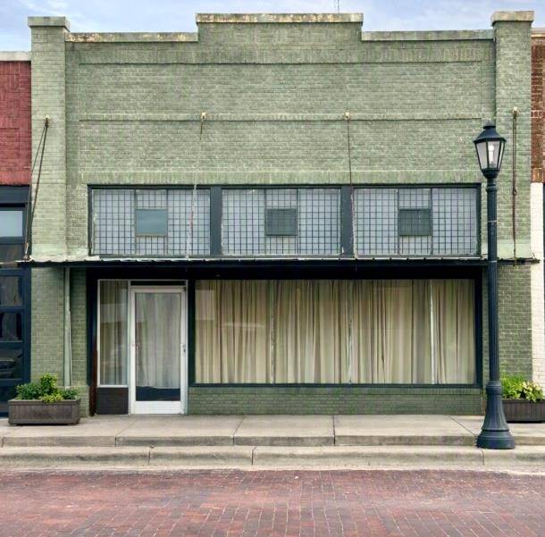 137 E Clark ST, Bartlett, TX 76511