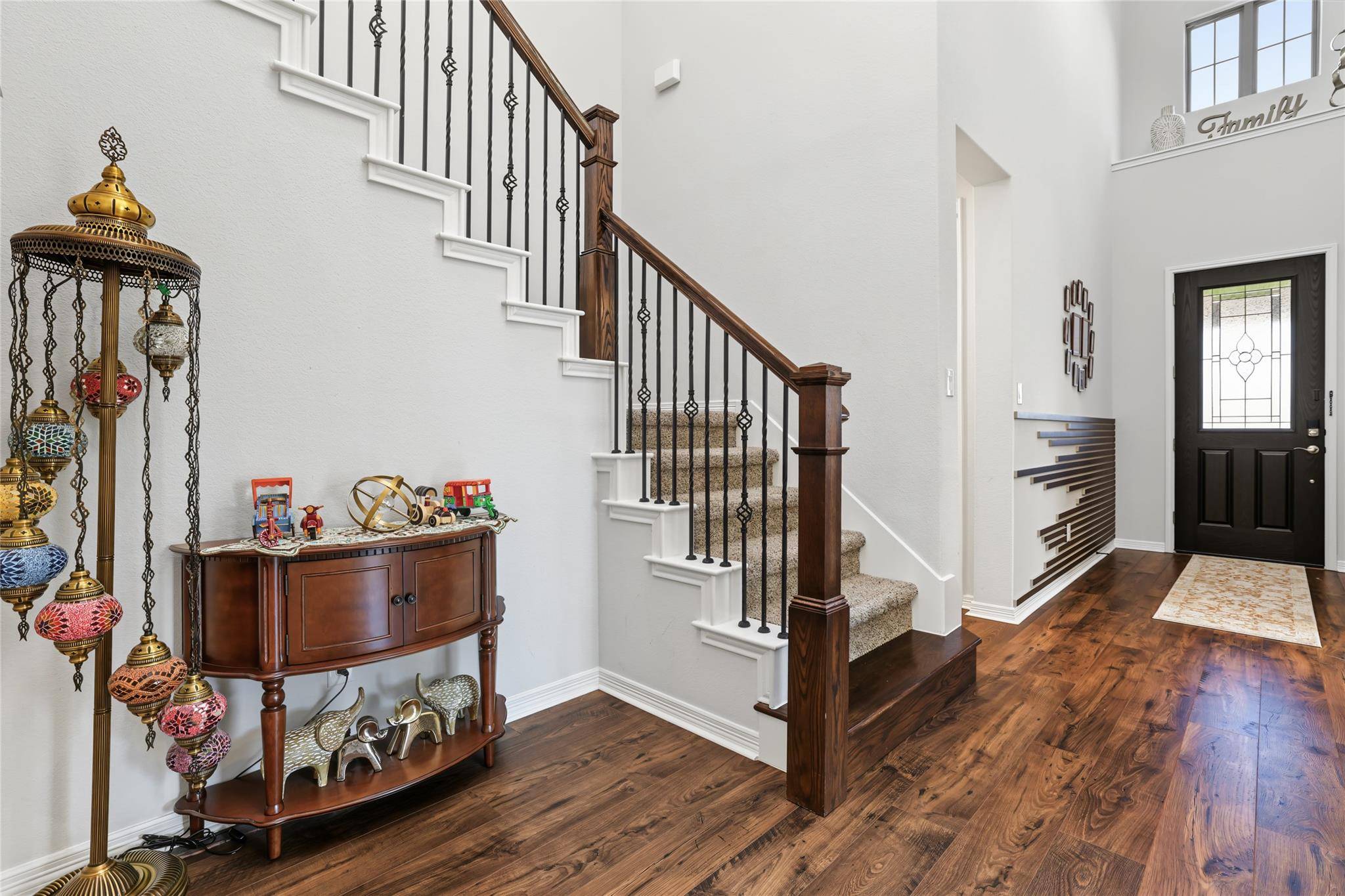 1661 Cardinal LN, Round Rock, TX 78681