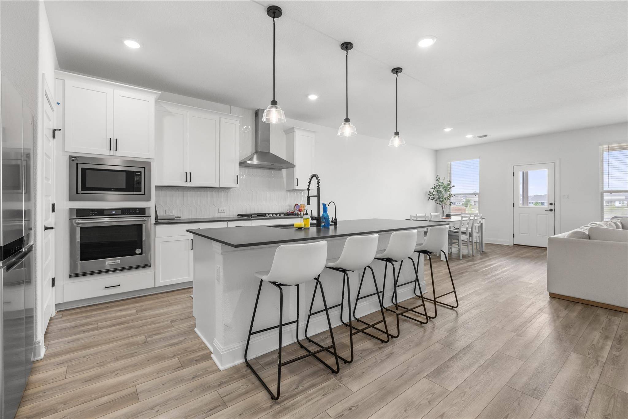 12120 Paseo De Los Lagos LN, Manor, TX 78653