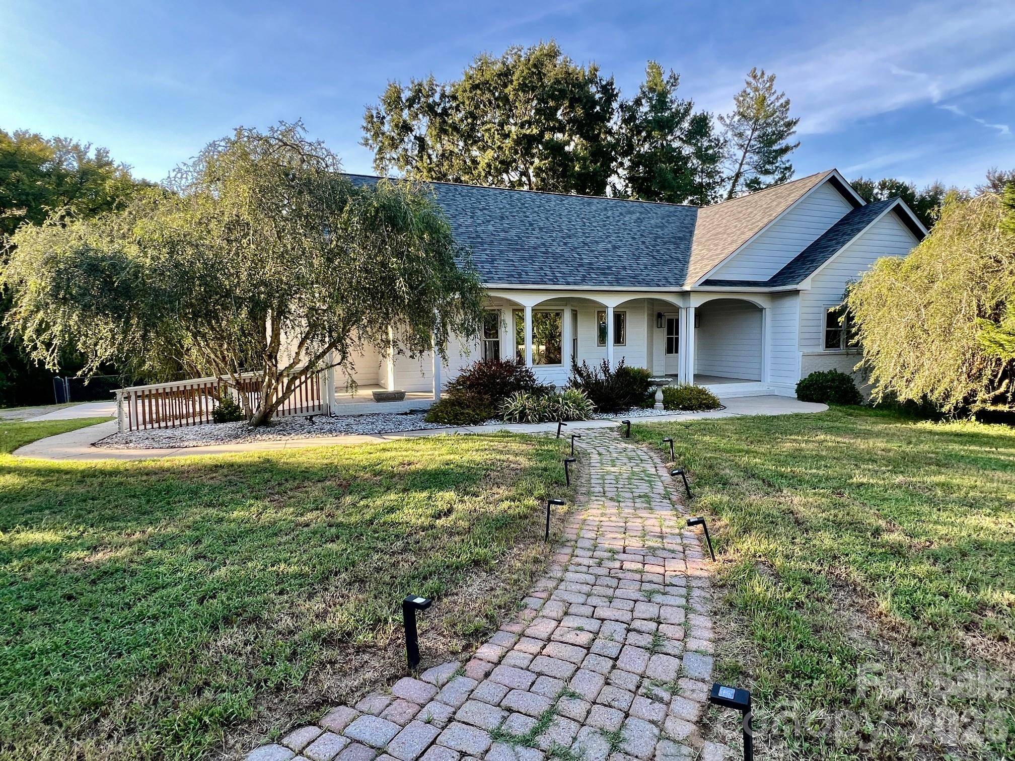 13033 Asbury Chapel RD, Huntersville, NC 28078
