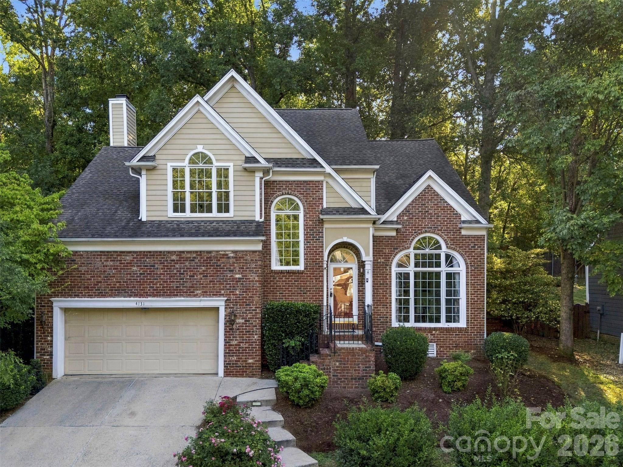 4131 Beauvista DR, Charlotte, NC 28269