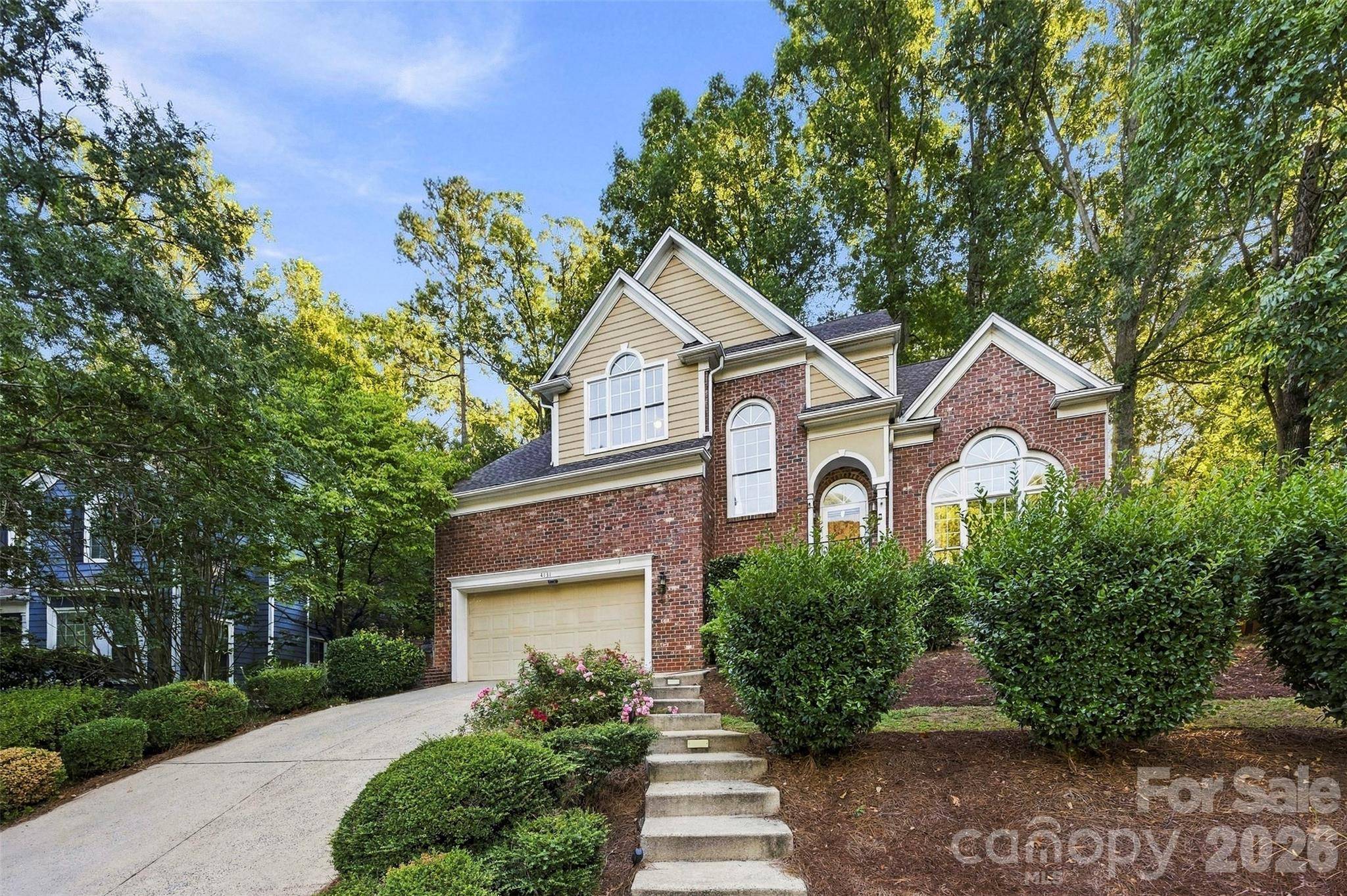4131 Beauvista DR, Charlotte, NC 28269