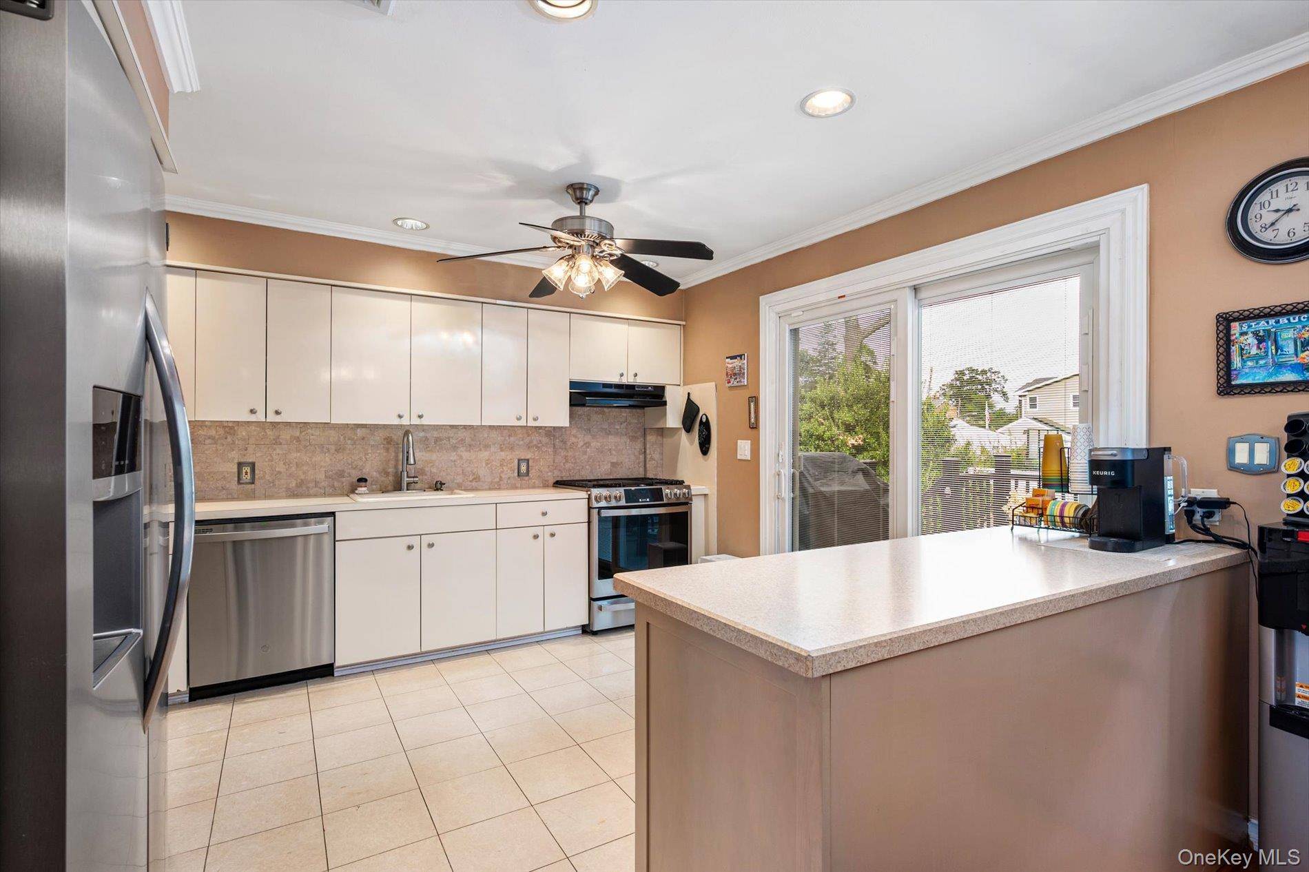 2877 Gerald CT, North Bellmore, NY 11710