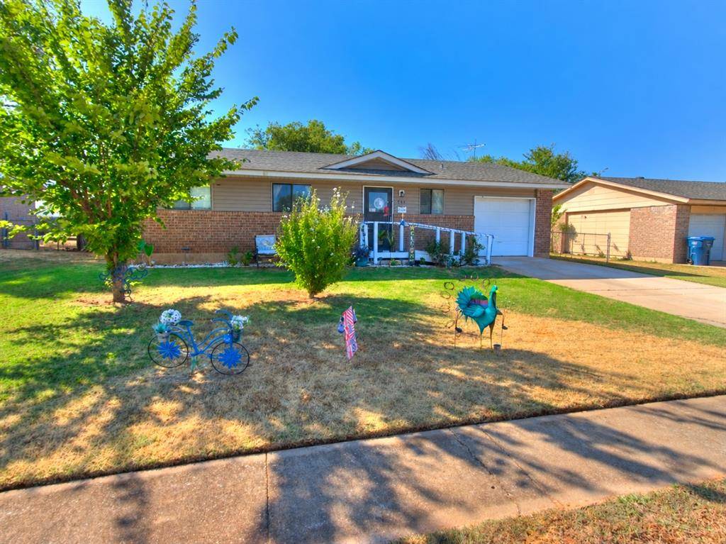604 Meadowlake DR, Noble, OK 73068