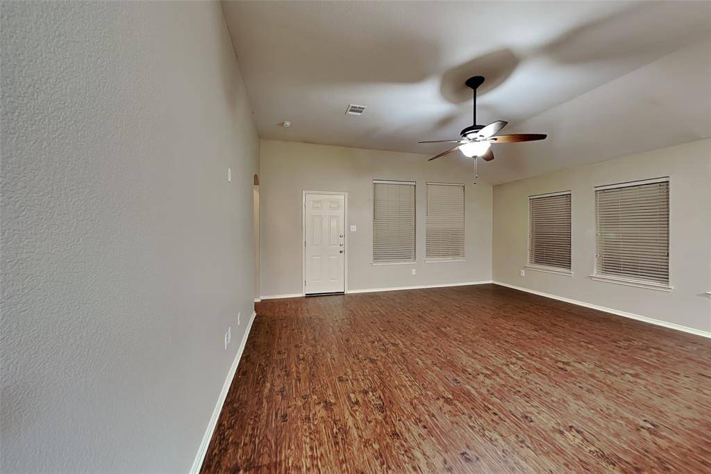 423 Butternut Drive, Fate, TX 75087