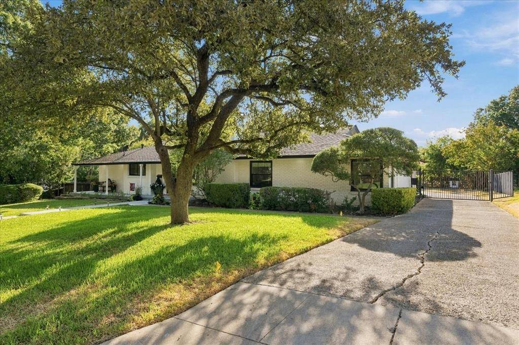 1805 Ems Road E, Fort Worth, TX 76116