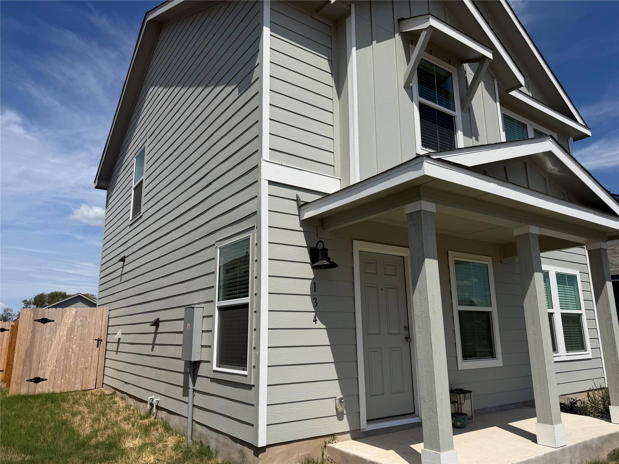 134 Meuse LN, Kyle, TX 78640