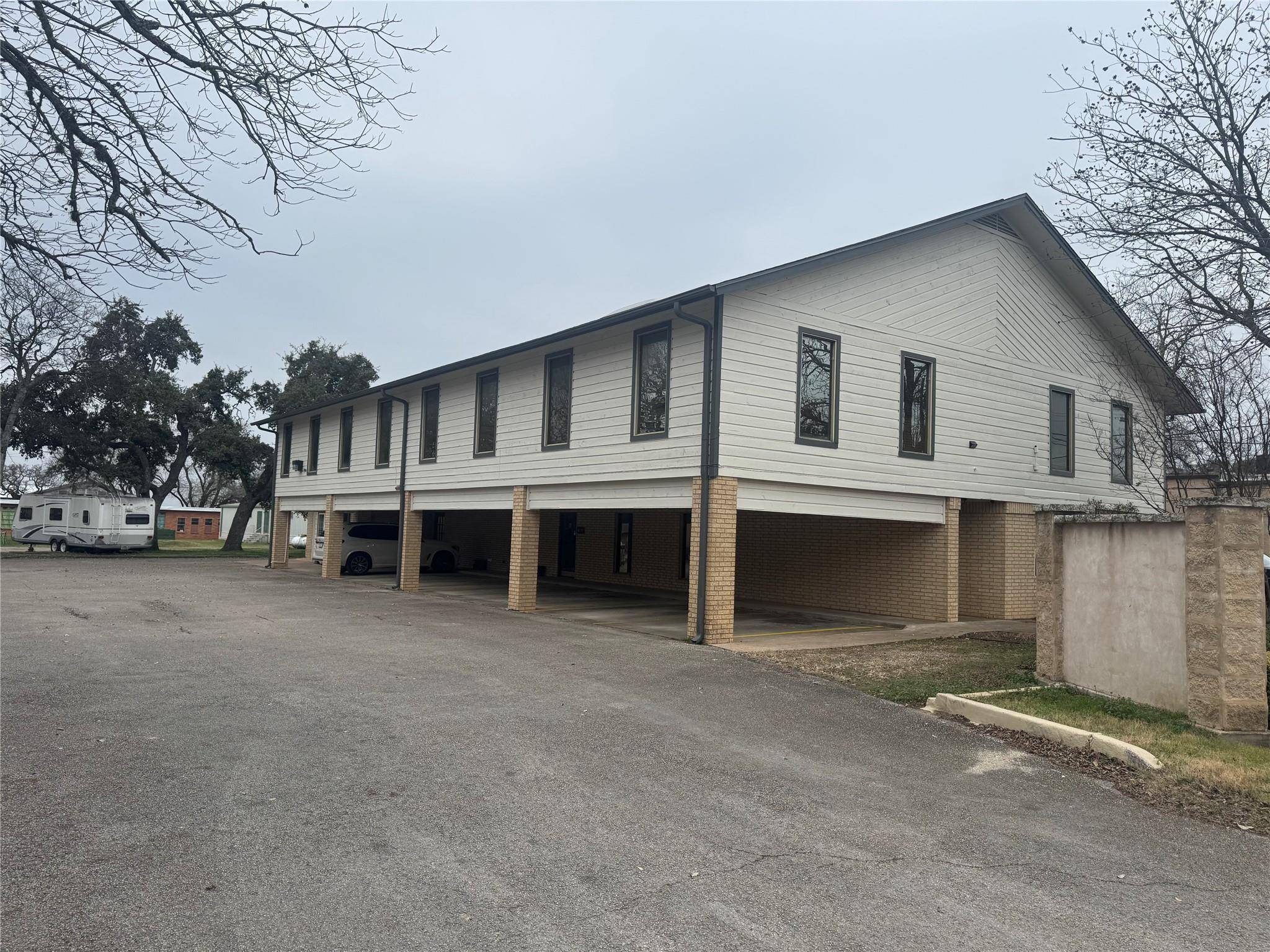 1011 Meredith DR, Austin, TX 78748