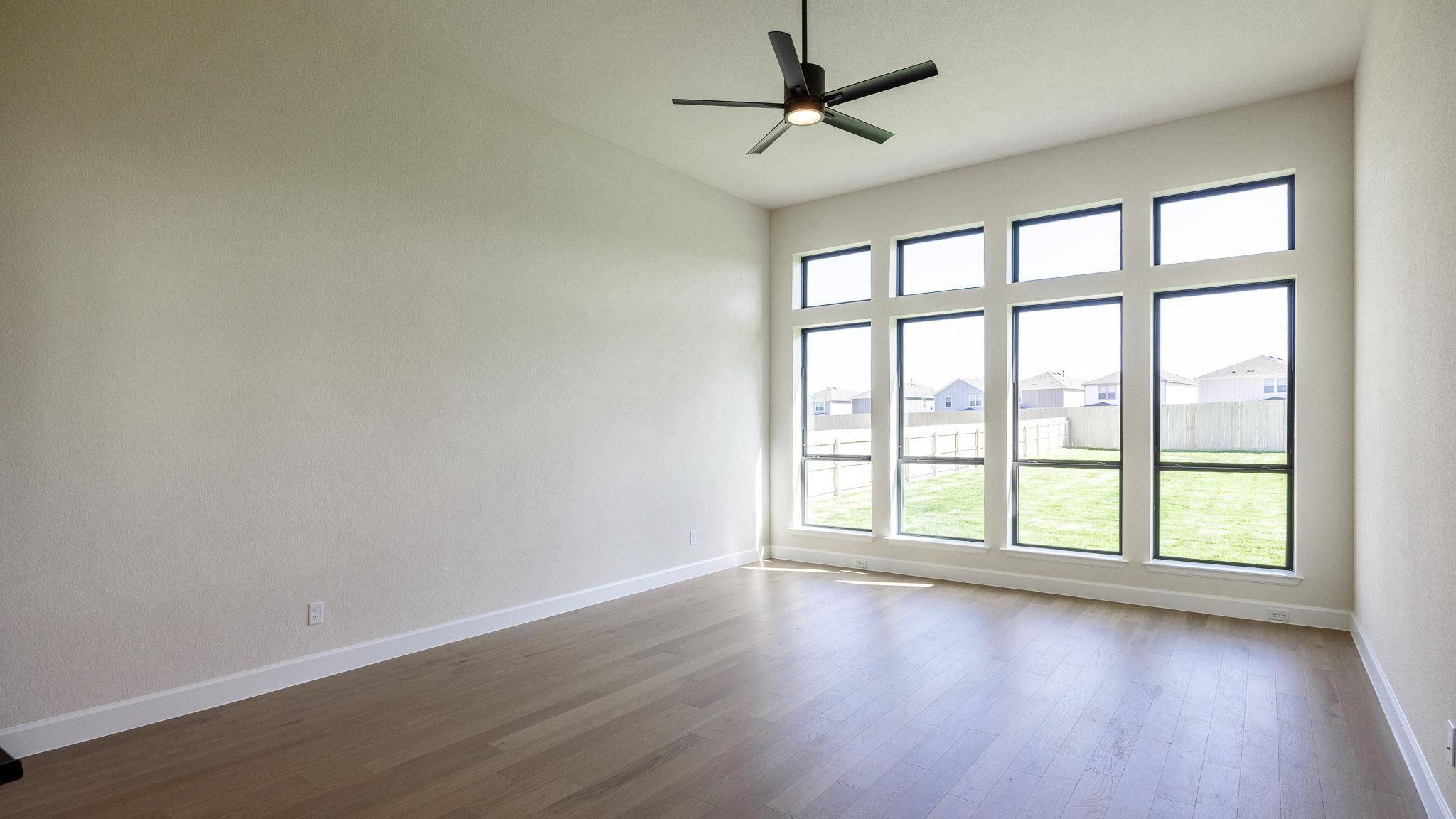 213 Jates Field BND, Liberty Hill, TX 78642