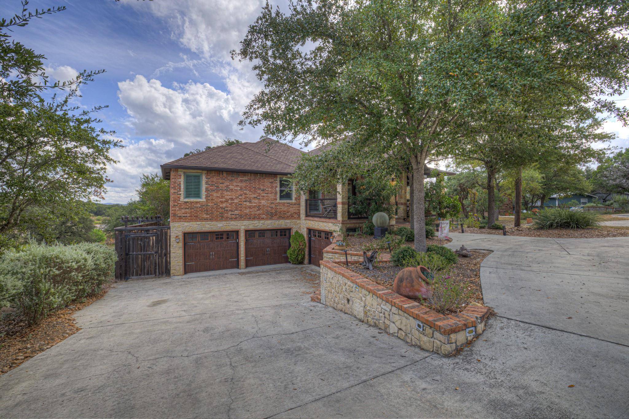 259 Oak Hideaway DR, Canyon Lake, TX 78133