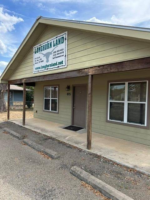 815 4th ST, Blanco, TX 78606