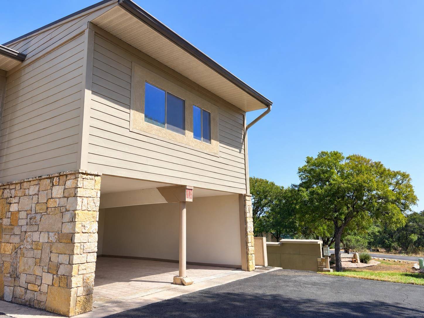 300 Out Yonder #178, Horseshoe Bay, TX 78657
