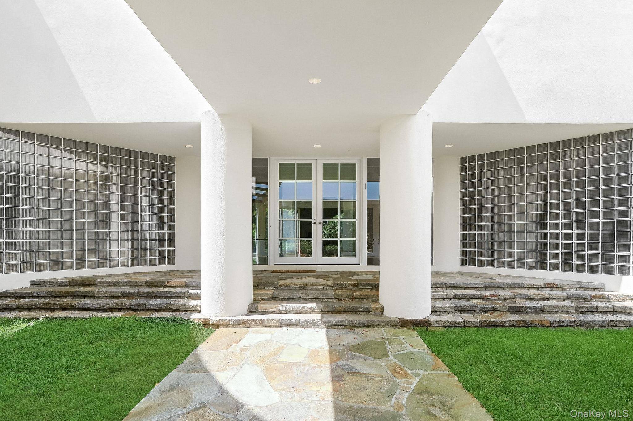 20 Bessel LN, Chappaqua, NY 10514