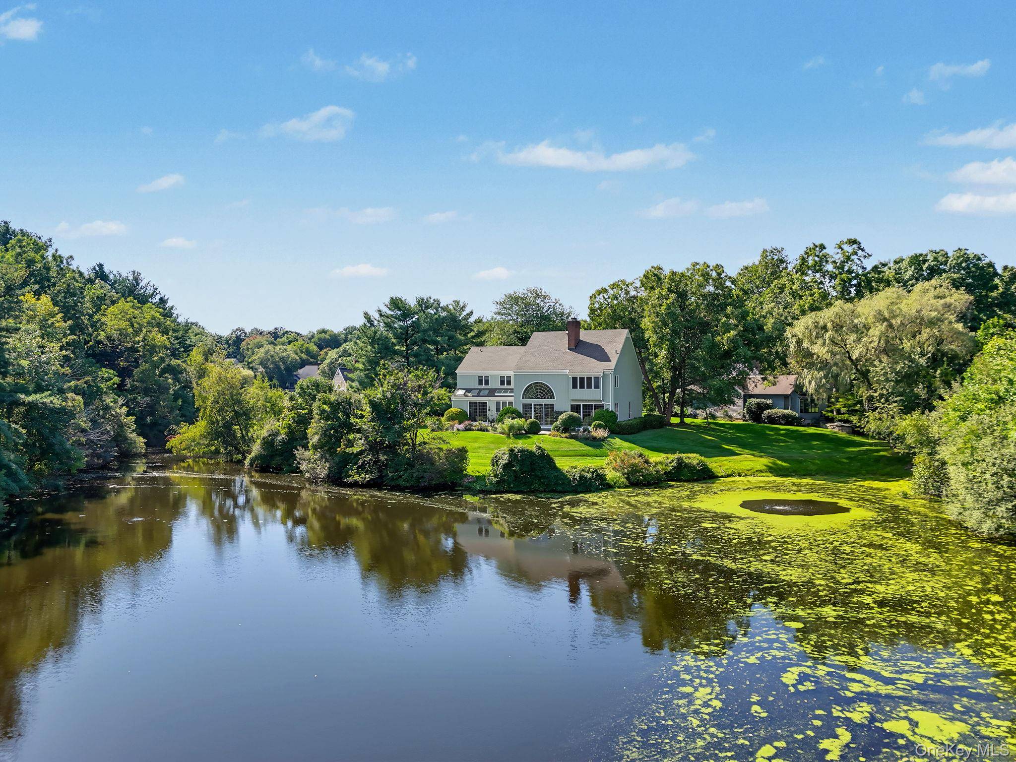 3 Pondview, Purchase, NY 10577