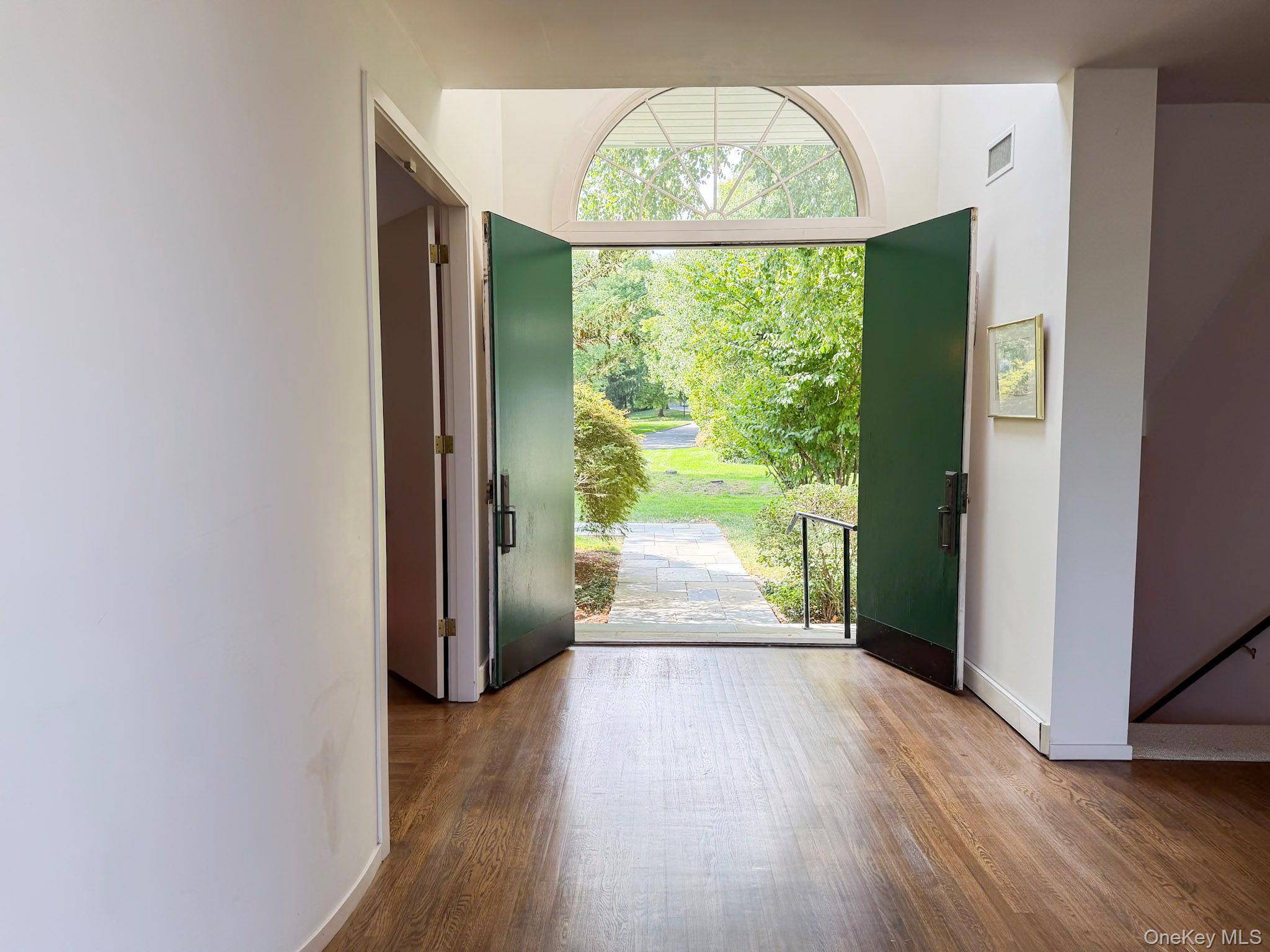 3 Pondview, Purchase, NY 10577