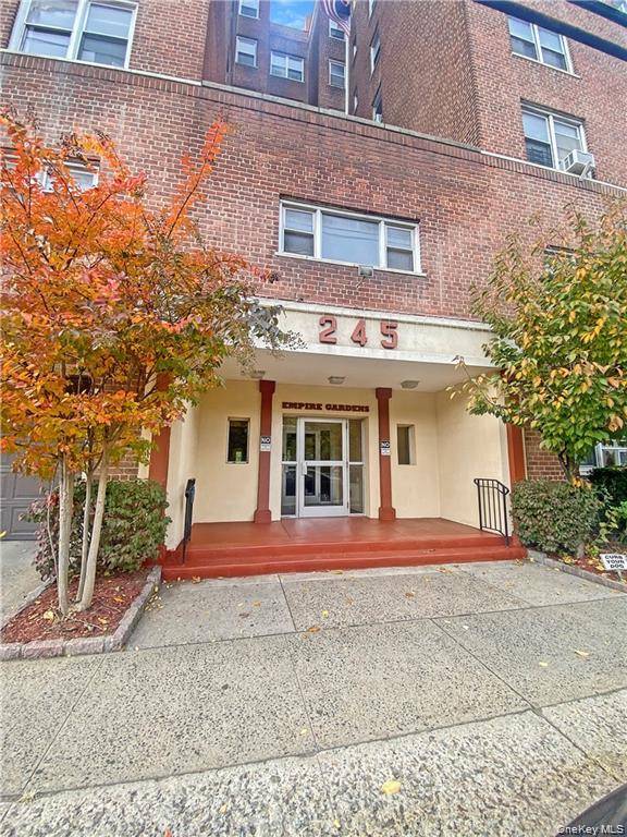 245 Bronx River RD #8C, Yonkers, NY 10704