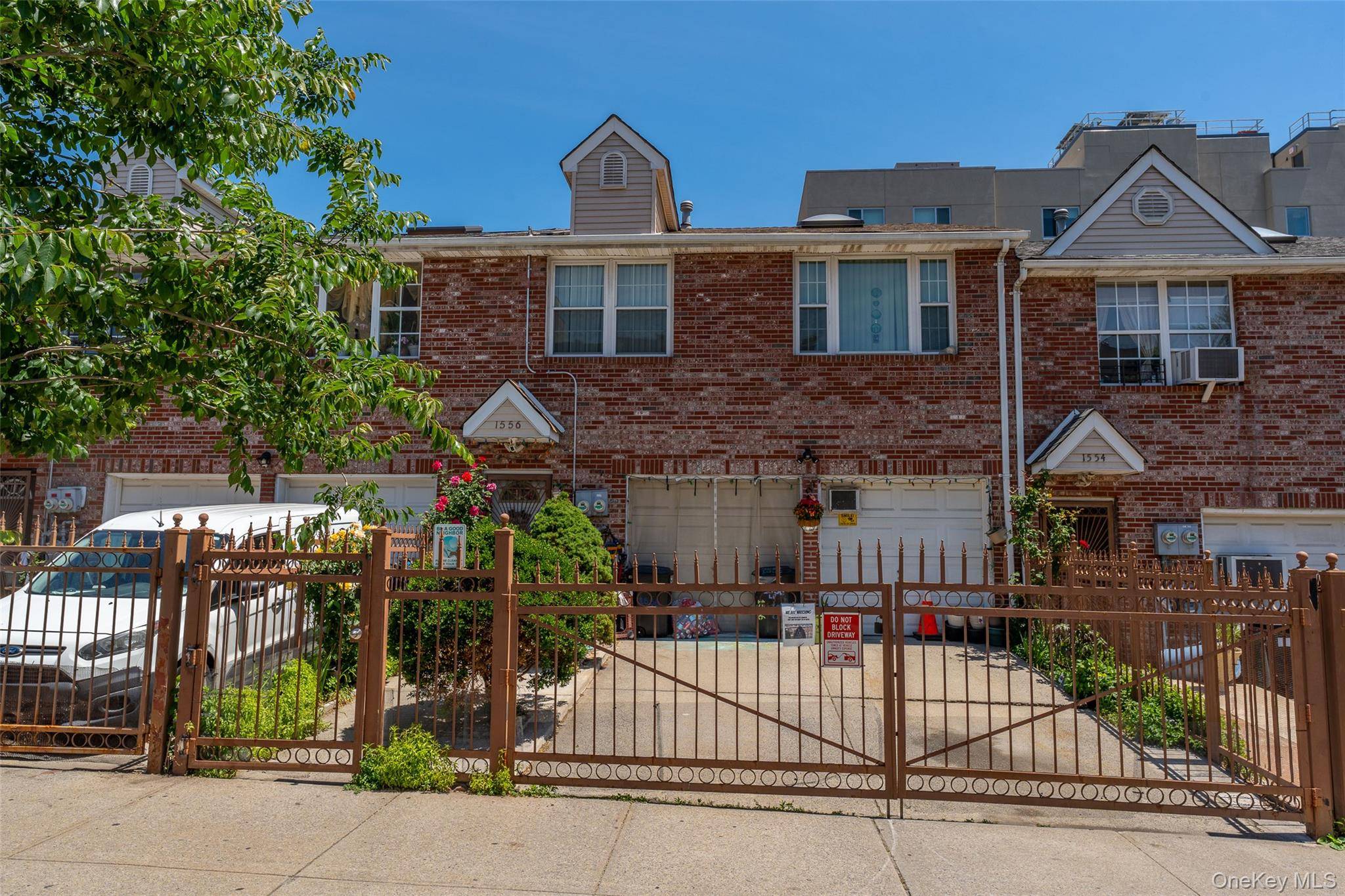 1556 Longfellow AVE, Bronx, NY 10460