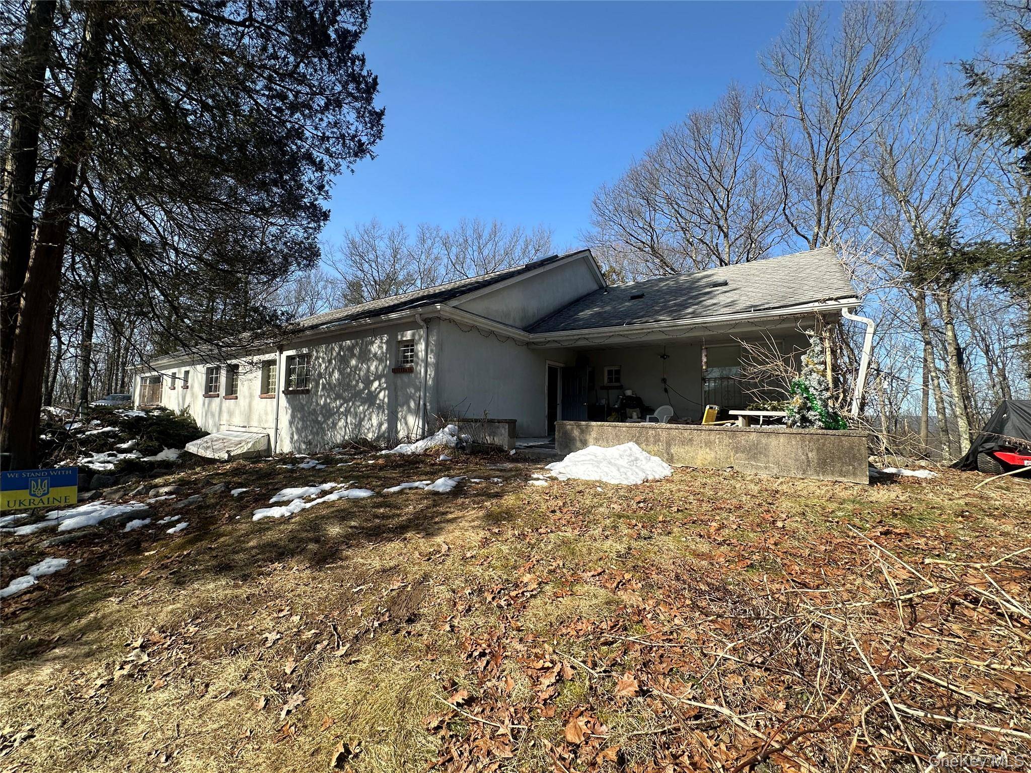 2215 Greenville TPKE, Port Jervis, NY 12771