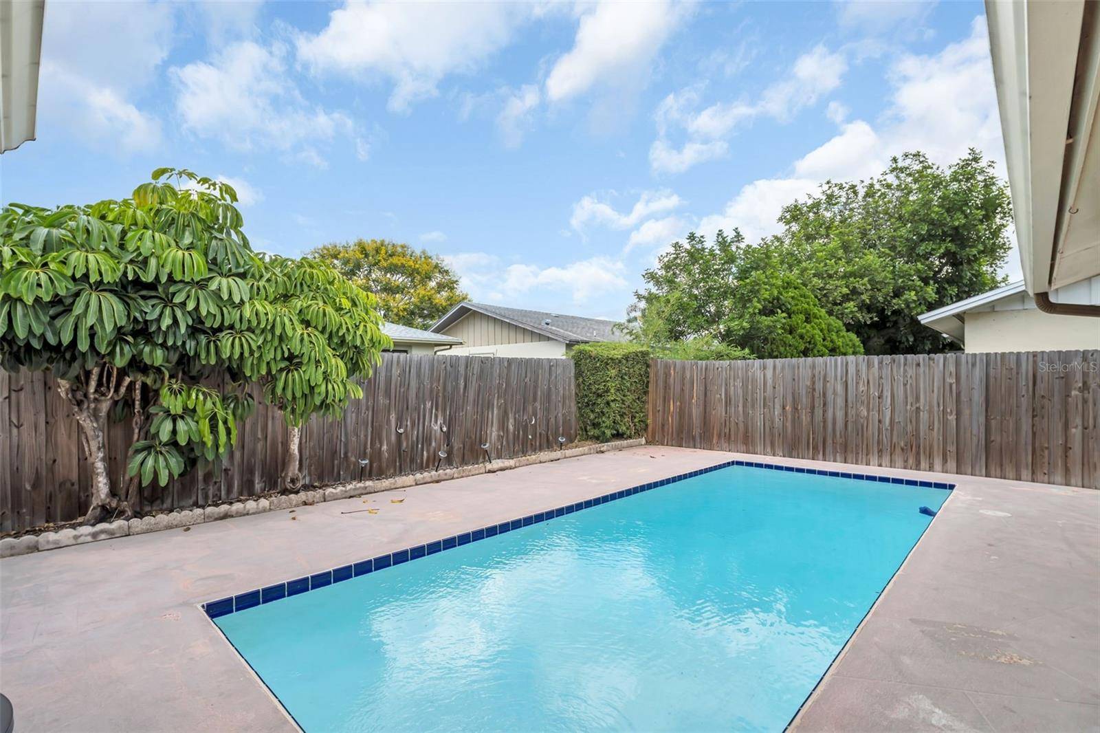 2374 COVINGTON DR, Clearwater, FL 33763