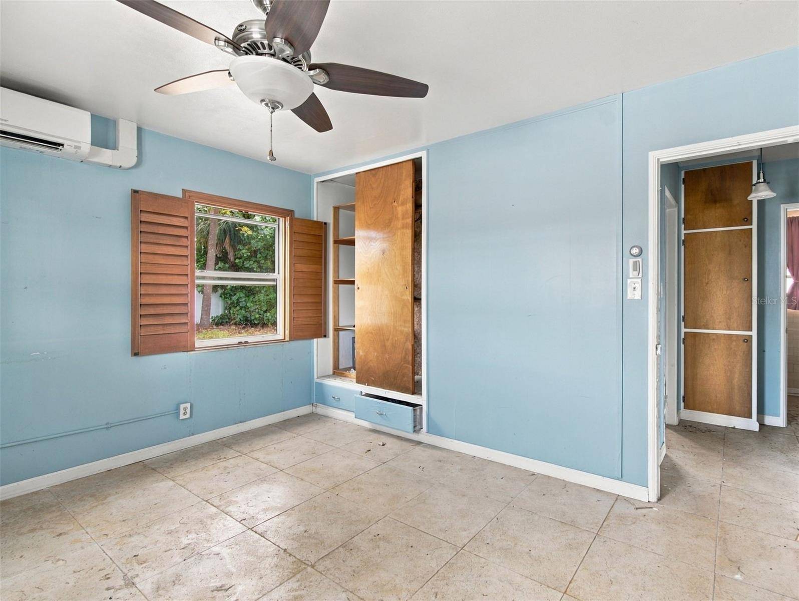 266 44TH AVE, St Pete Beach, FL 33706