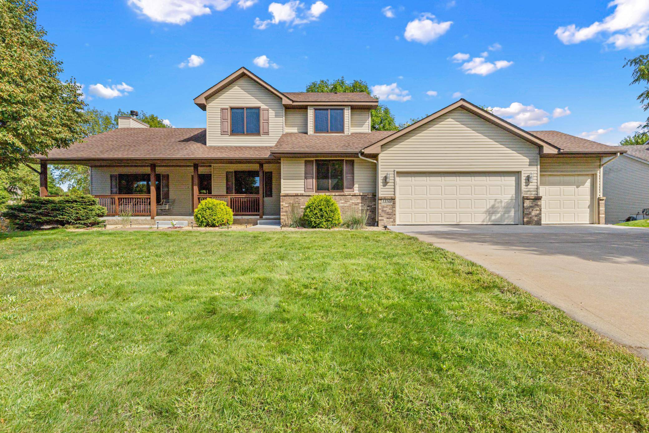 13160 Aspen DR, Rogers, MN 55374
